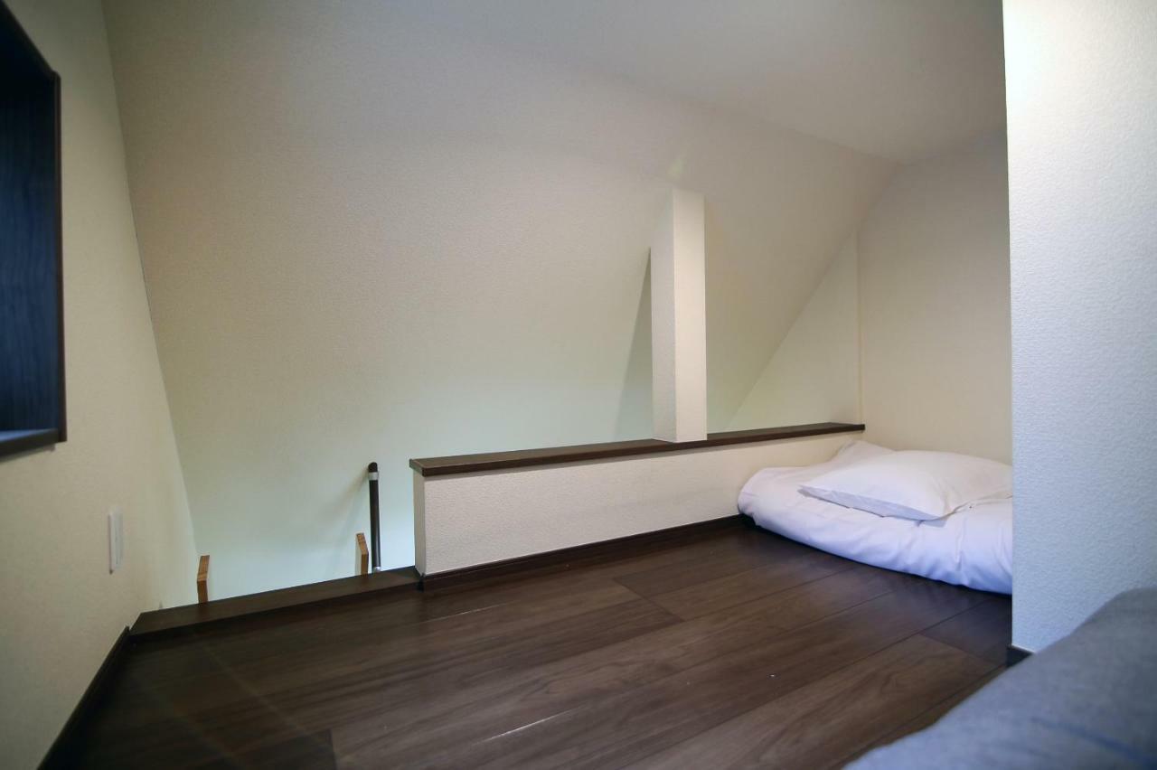 Апартаменты Yotsuya House Токио Экстерьер фото